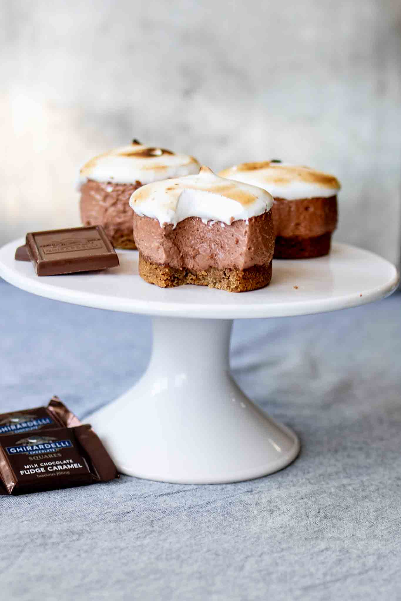 s'mores mousse with bite